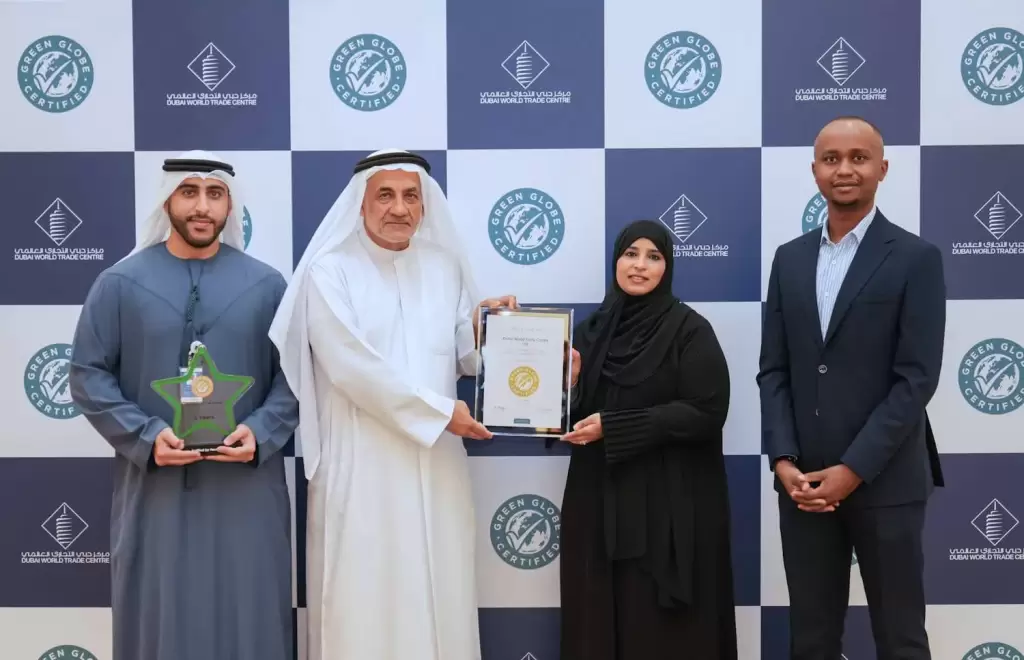 dwtc-and-dec-green-globe-certification