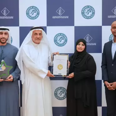 dwtc-and-dec-green-globe-certification